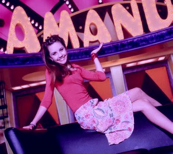 Amanda Colina escort