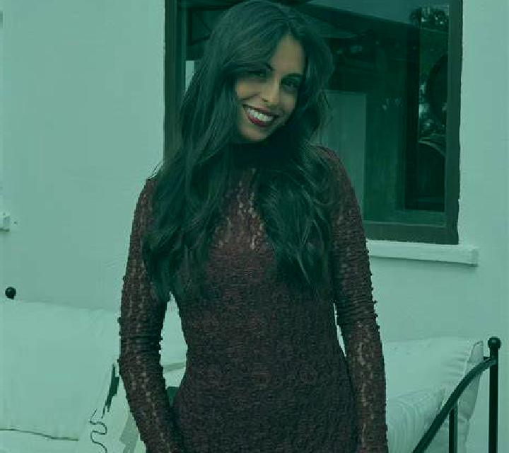 Antonia Chanavayita escort