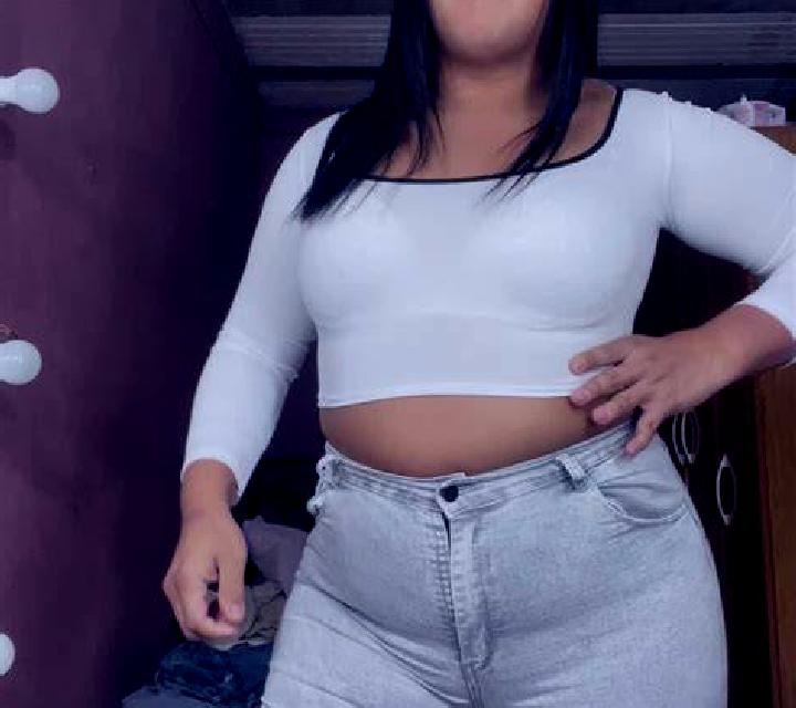 Ariadna Caldera escort