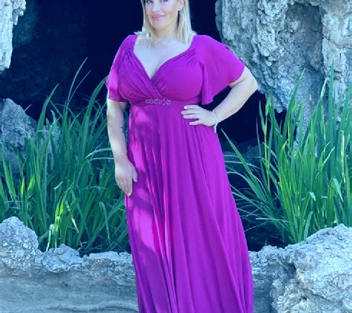Aurora 3 Puerto Williams escort