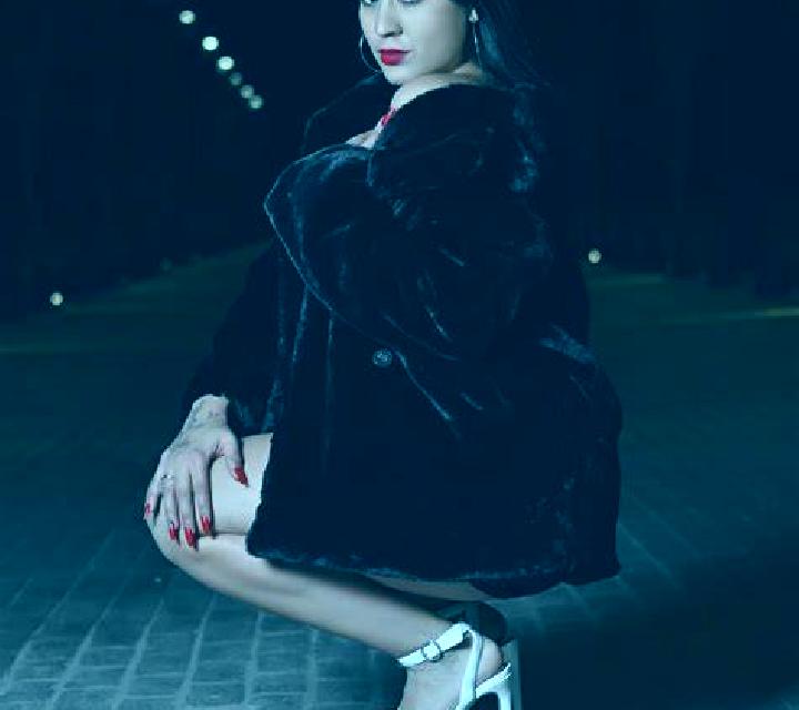 Manuela 2 La Junta escort