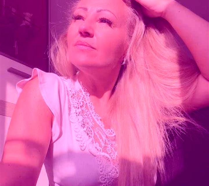 Paulina Tirua escort