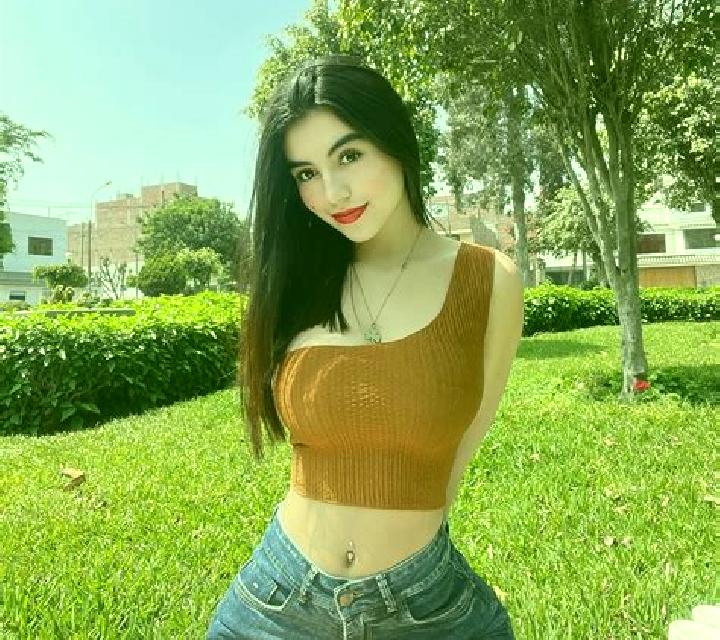 Renata 3 Santa Cruz escort